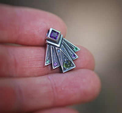 Art Deco style silver pendant with Amethyst