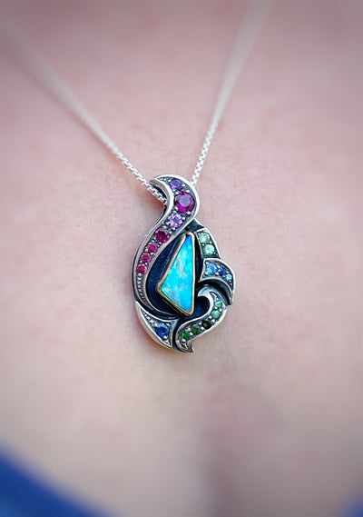 Australian Opal pendant, with silver and gold